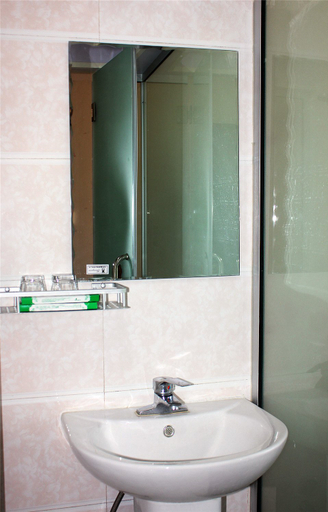 Bathroom 3, Binhe Business Hotel, Chengde