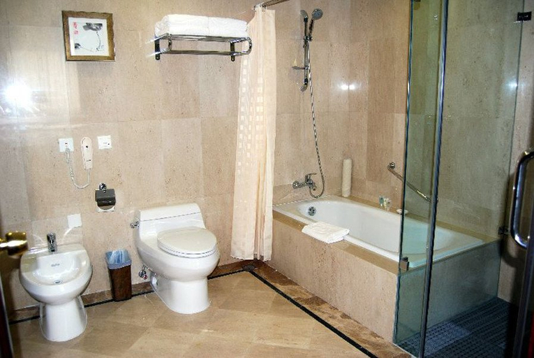 Bathroom, No.9 Dacheng Road Hotel, Beijing