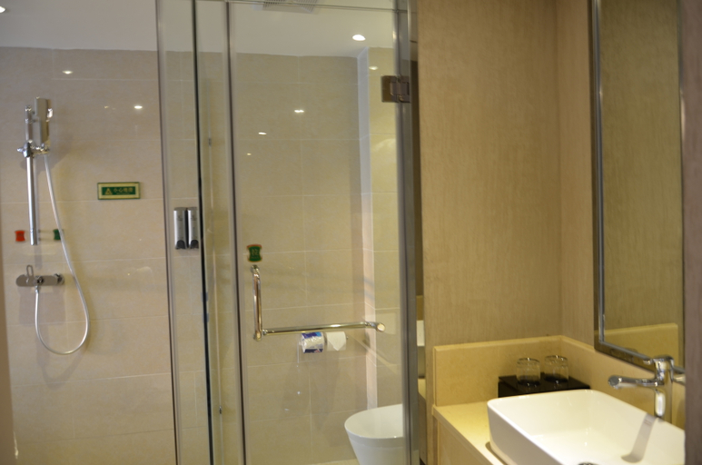 Bathroom 3, Dàsòng Yunju Hotel (Shenzhen North Station Yifang Tiandi Branch), Shenzhen