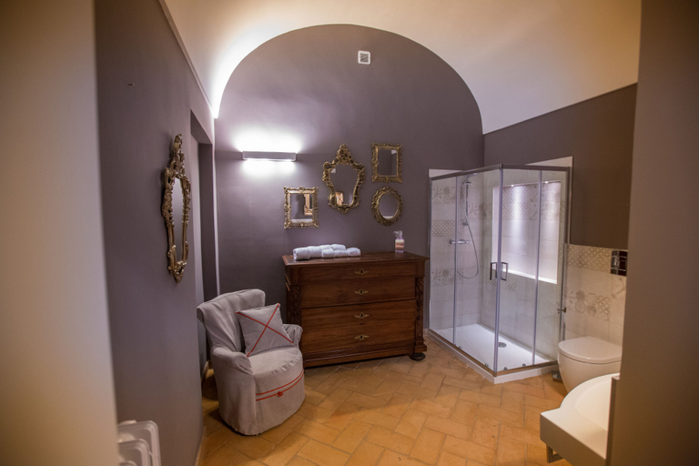 Bathroom 5, Giardini 82 B&B, Bari
