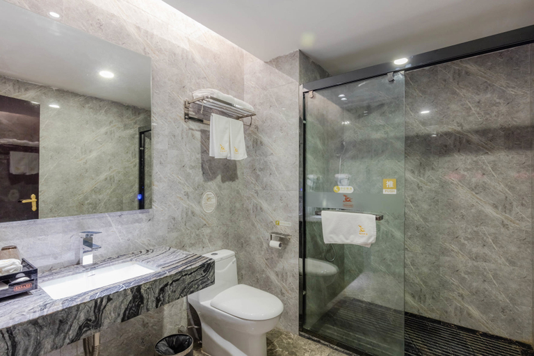 Bathroom, Huanyang Oriental Hotel, Shantou