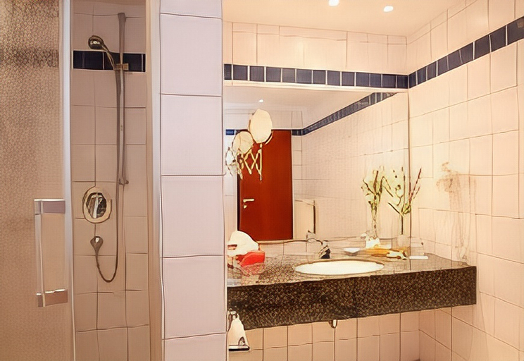 Bathroom 3, Hotel Novum, Aurich