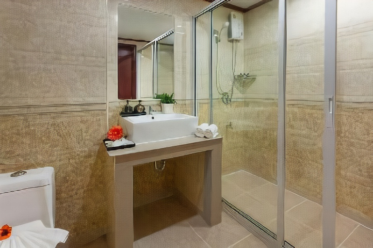 Bathroom, 7 Days Premium Hotel Bangna - Suvarnabhumi Airport, Bang Bo
