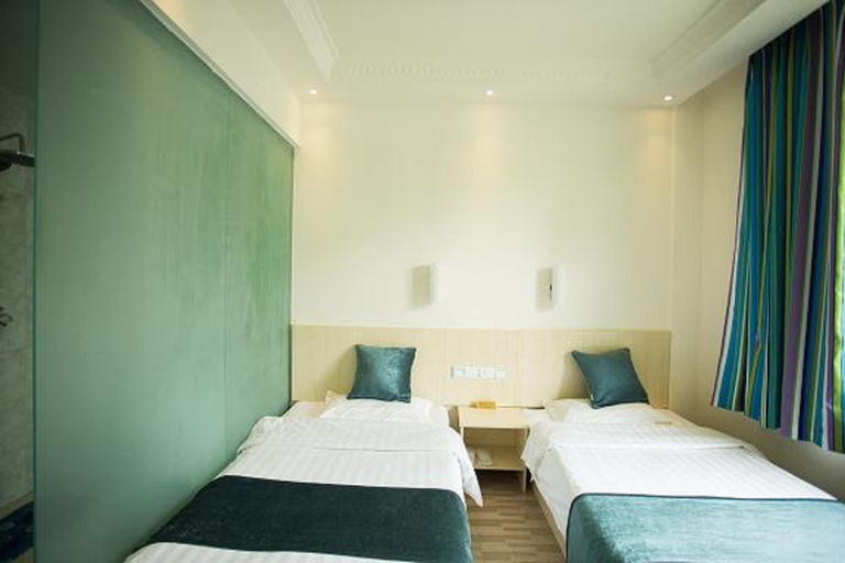 Bedroom 2, Wojia Theme Hotel, Yuxi