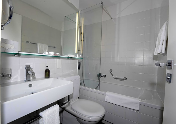 Bathroom 4, Belair, Zürich