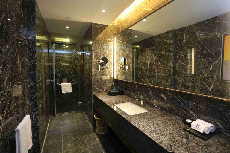Bathroom 2, Vyluk Hotel Shenzhen Gongming Haojing, Shenzhen
