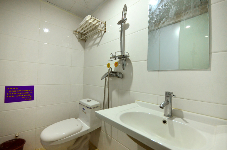 Bathroom 3, Zhongli Hotel, Wuhan