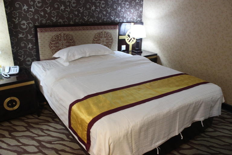 Bedroom 2, Huanan Hotel (Zhanjiang Railway Station Branch), Zhanjiang