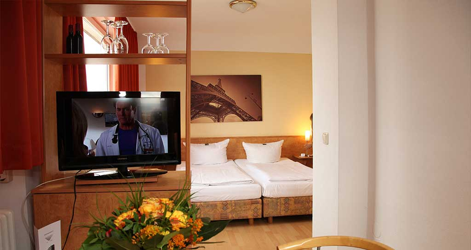 Bedroom 2, Novo Premium Hotel by AS, Göttingen