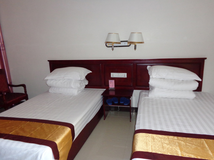Bedroom 2, Jinghong HuaJing Hotel, Xishuangbanna Dai