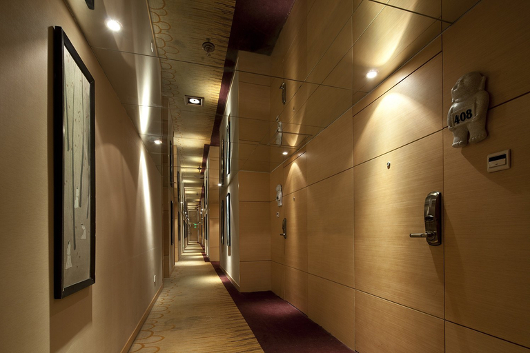 Others 2, Kingdom Rich Hotel, Weinan