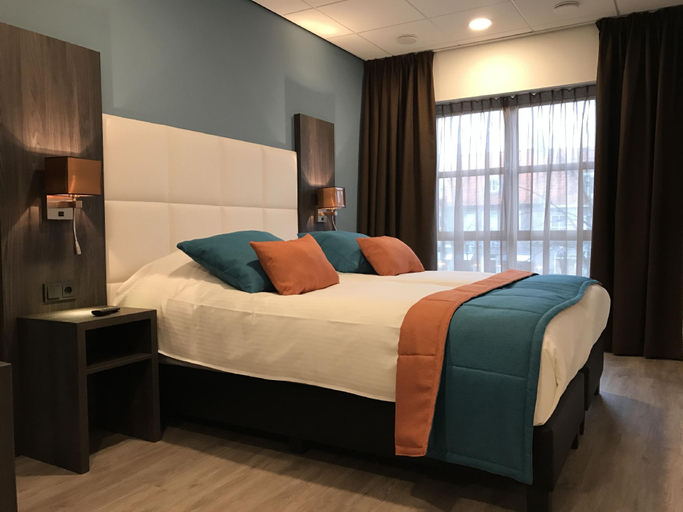 Bedroom 4, Rivers Hotel & Restaurant, Sluis