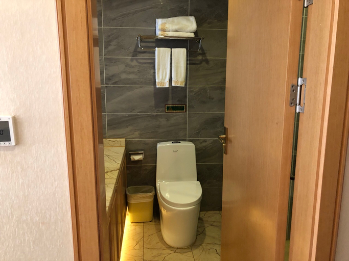Bathroom, Polaris International Hotel, Hainan