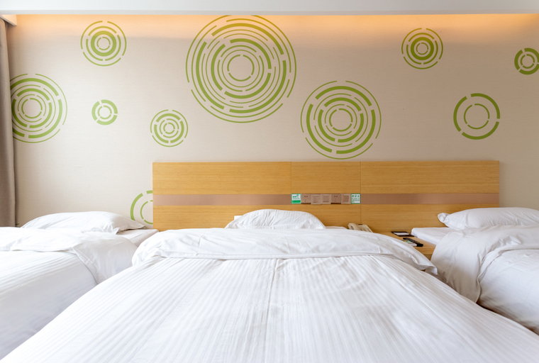 Bedroom 2, GreenTree Inn Yantai East Zhifu Road, Yantai