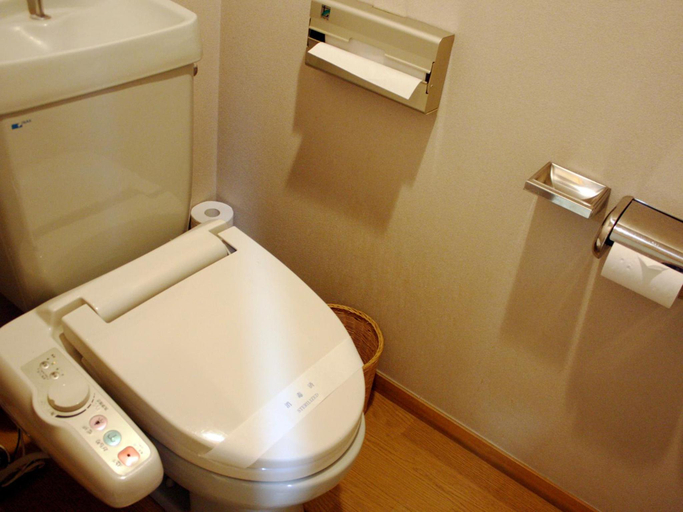Bathroom, Hotel Ravie Kawaryo, Itō