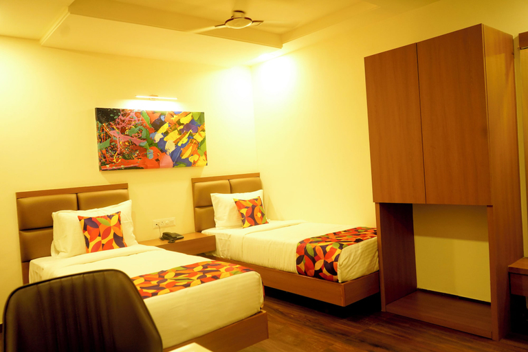 Room 5, sithara inn by revtree, Bellary