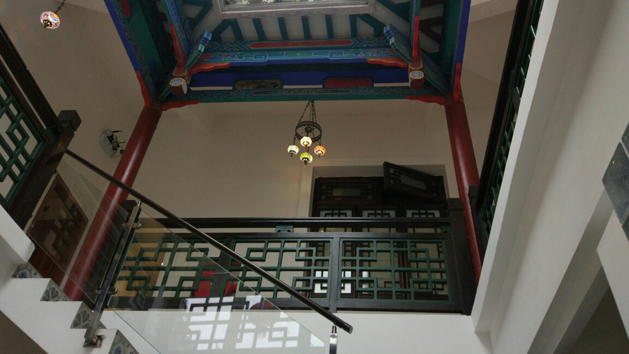 Others 2, Junjie Lvren Inn, Qiannan Buyei and Miao