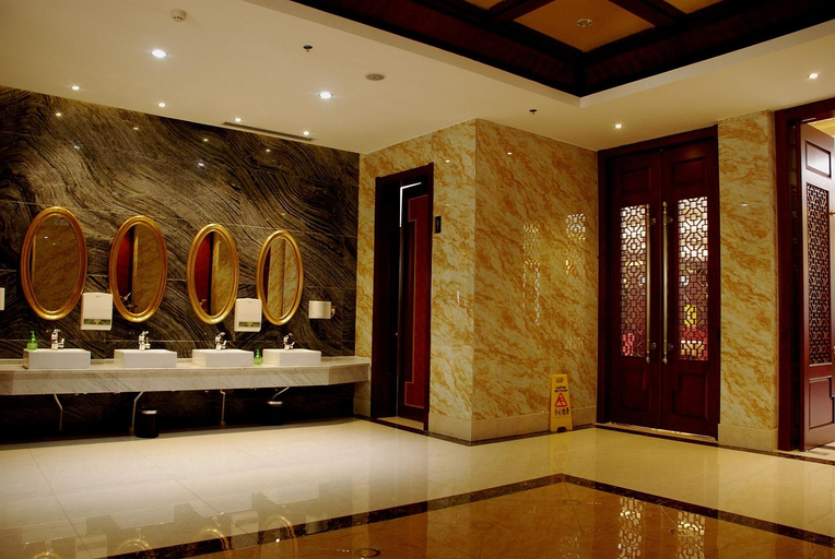 Bathroom 4, Dinis Hotel (Luoyang Kaiyuan), Luoyang