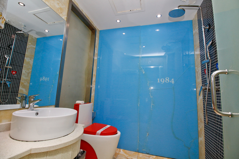 Bathroom, Mei 1984 Themed Homestay, Baoji