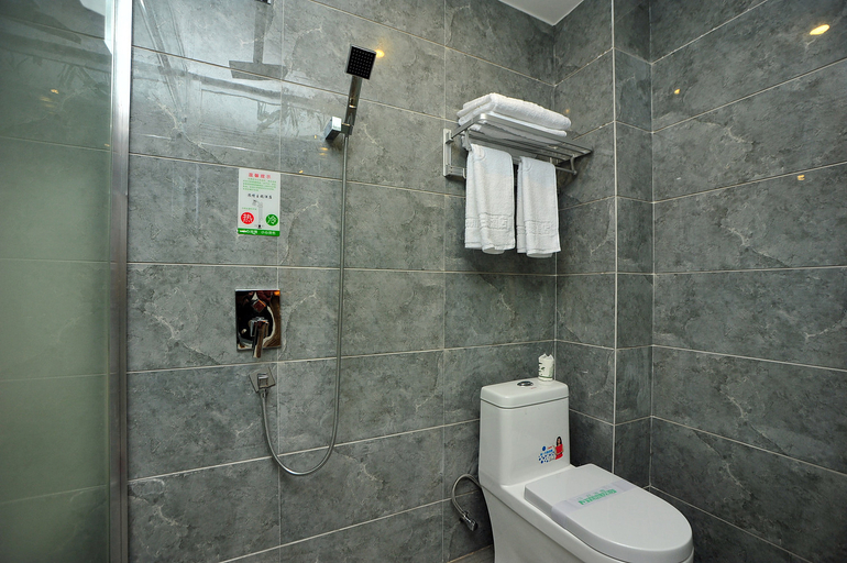 Bathroom, Borrman Hotel (Kunming Renmin East Road), Kunming