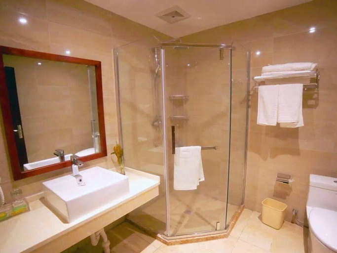 Bathroom, Fengyang Hotel, Shangluo