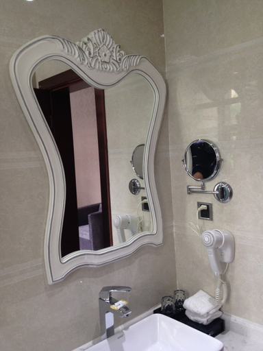 Bathroom 3, Shehong Yuetu Business Hotel, Suining