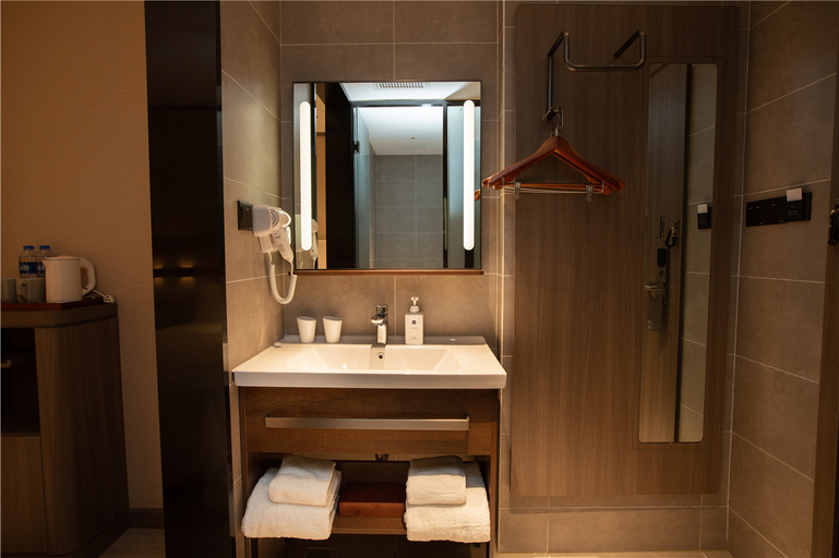 Bathroom, Hanting Hotel Zhengzhou Shakou Road, Zhengzhou