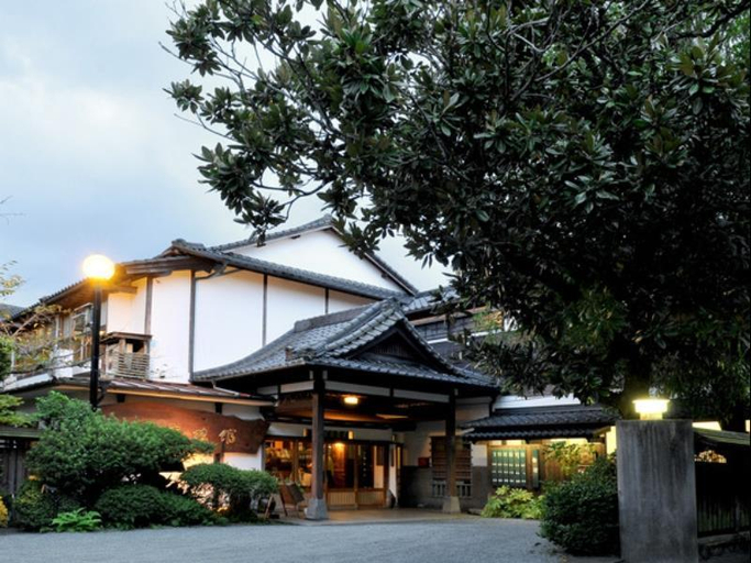 Exterior & Views 1, 人吉旅館 国登録有形文化財の宿, Hitoyoshi