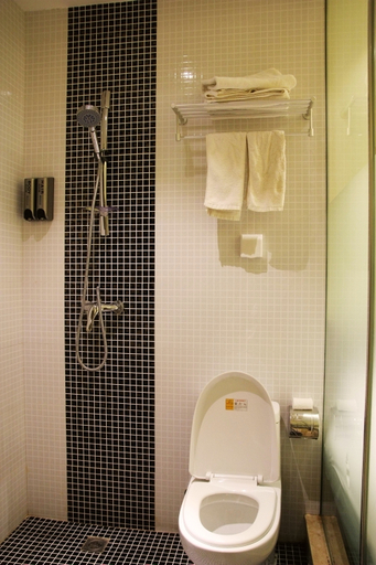 Bathroom 3, Fengtaoting Boutique Business Hotel, Qingdao