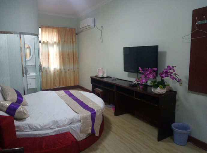 Bedroom 4, Hanzhong grand road hotel, Hanzhong