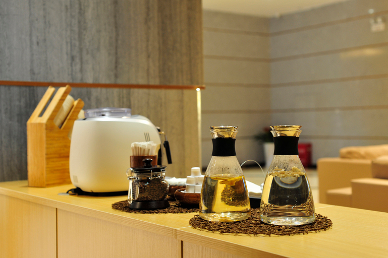 Food & Drinks 3, Starwayホテル(), Guiyang