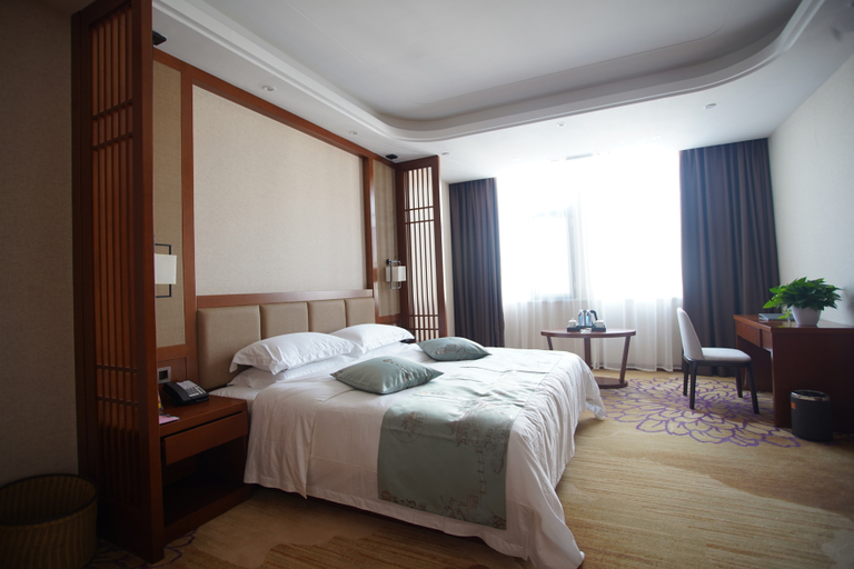 Bedroom 3, Shiji Zhuyuan Hotel, Qujing