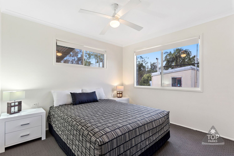 Bedroom 3, Tin Can Bay Tourist Park Cabins, Cooloola (excl. Gympie)
