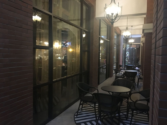 Others 5, James Joyce Coffetel (Yancheng Helan Huahai), Yancheng