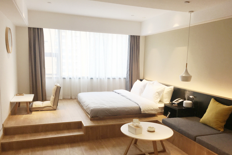Bedroom 2, Me Young Me House (Changsha wuyi square IFS), Changsha