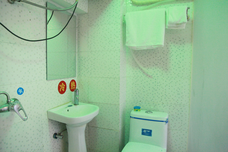 Bathroom, Wuhan 988 Inn, Wuhan