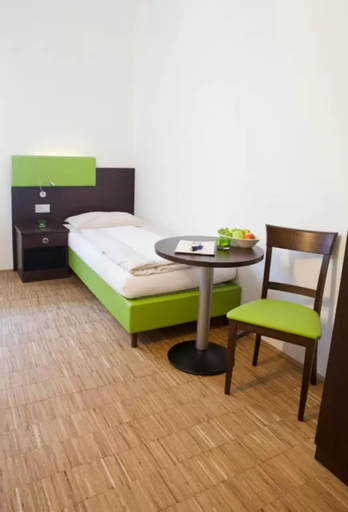 Bedroom 2, Stadthotel Waidhofen an der Thaya, Waidhofen an der Thaya