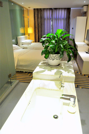 Bedroom, Lijing Hotel, Dali Bai