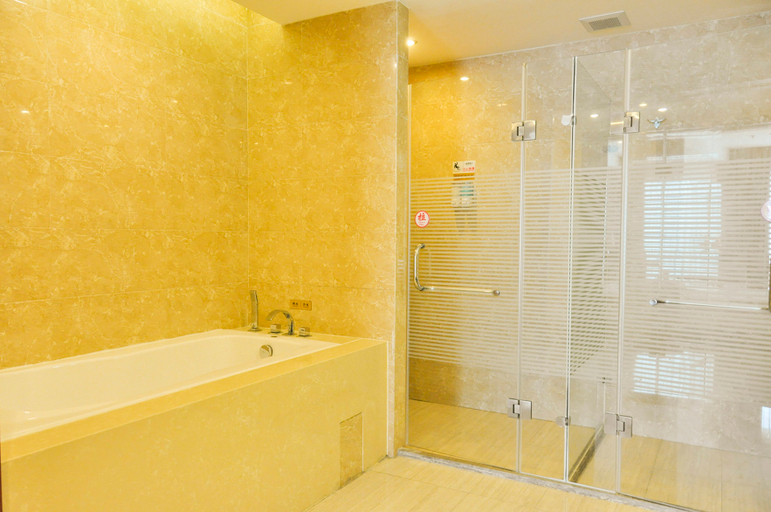 Bathroom 2, Jinluan International Hotel, Chengde