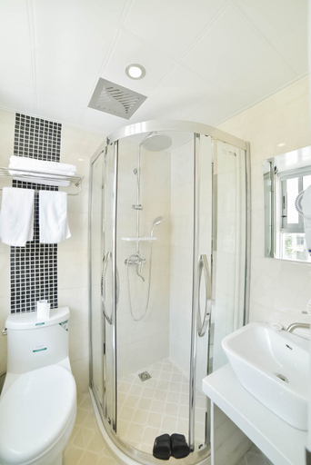 Bathroom 2, Xiamen Qingyi Hotel, Xiamen