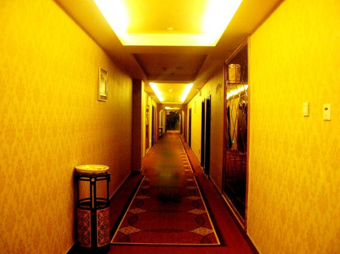 Others 5, San Xinle Grand Large Hotel, Wenshan Zhuang and Miao
