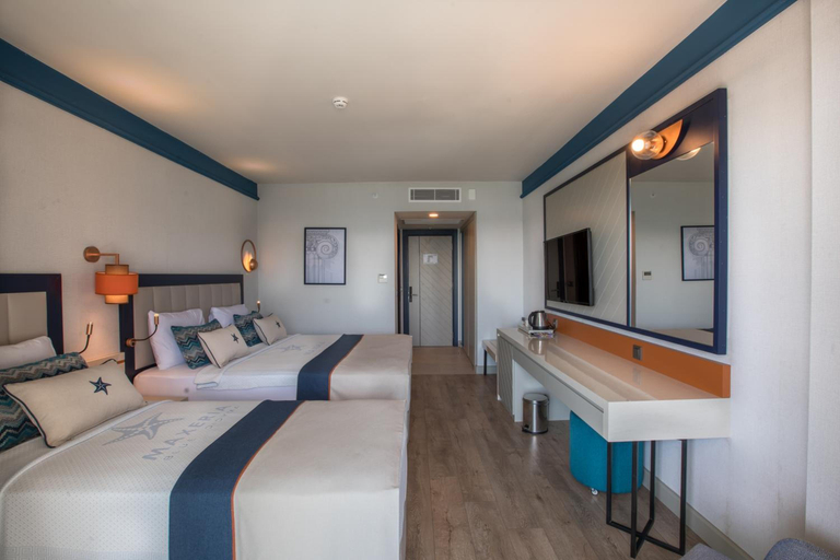 Bedroom 3, Maxeria Blue Didyma Hotel, Milas