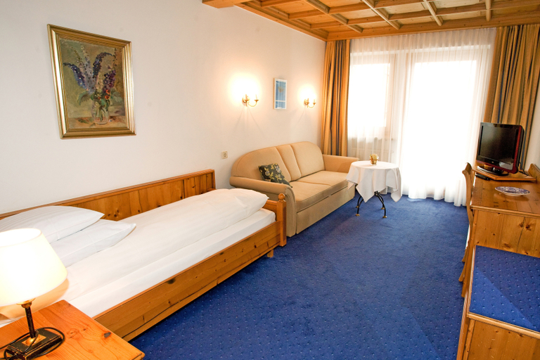 Bedroom 3, Unterwirt, Traunstein