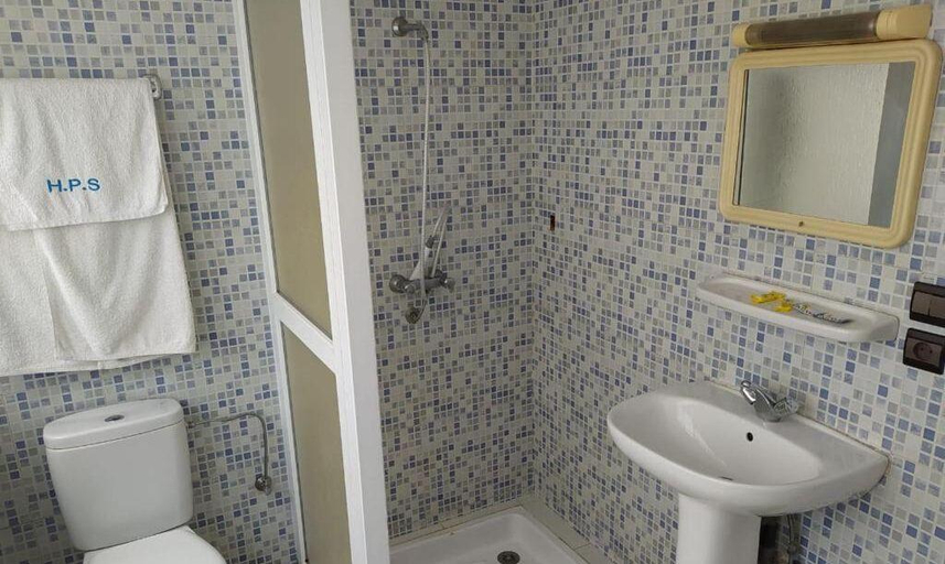 Bathroom 5, Hotel Petite Suede, Agadir-Ida ou Tanane