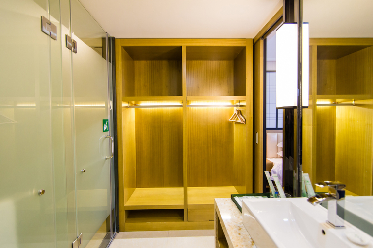 Bathroom 3, NanyangHongrun jinyuanHotel, Nanyang