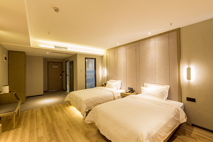 Bedroom 3, Starway Hotel Xuzhou East Railway Station West Exit, Xuzhou