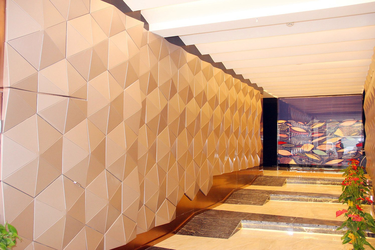 Others 5, Joy Hotel, Wuhan