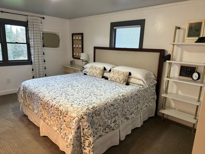 Bedroom 3, Barron Brook Inn, Coos
