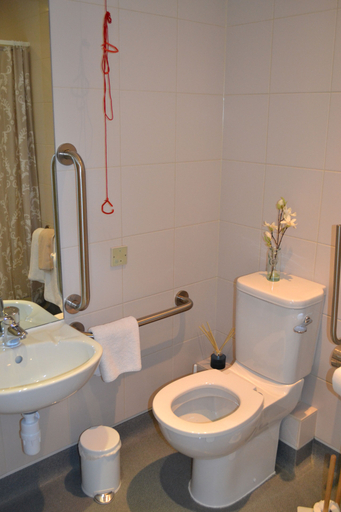 Bathroom 4, Sissinghurst Castle Farmhouse, Kent