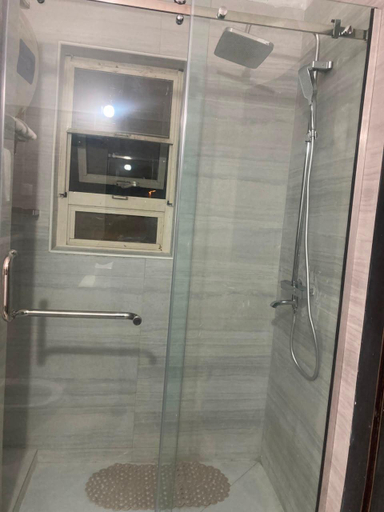 Bathroom 1, Cumberland Hotel, Eti-Osa